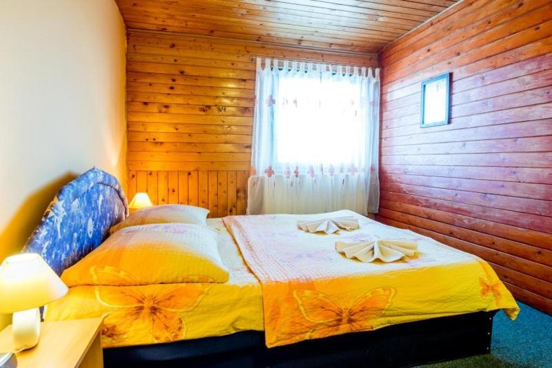 Hotel Fran Makov Extérieur photo